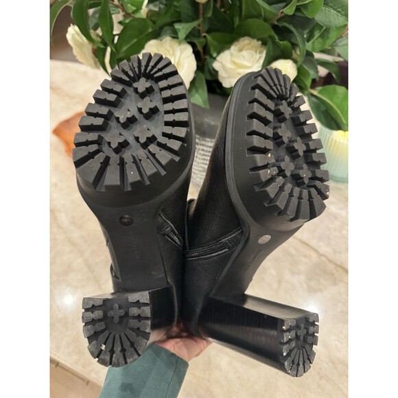 Vince Camuto Elisen Buckle Lug Sole Booties in black  10 Excellent like new - Picture 9 of 16